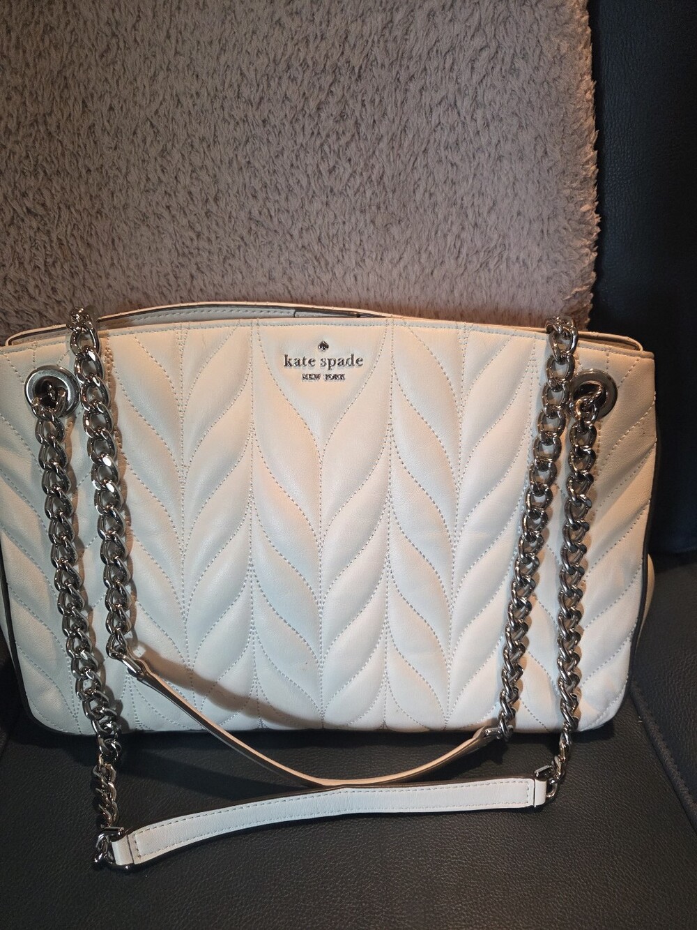 Kate Spade White Quilted Small Tote With Silver Chain-Handle